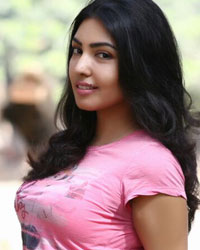 Komal Jha